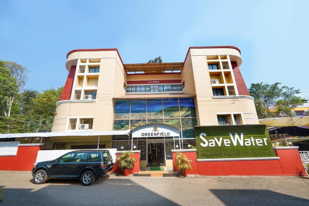 सातारा ग्रँड हॉटेल